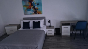 Sheffield Serenity House with 5 Bedrooms